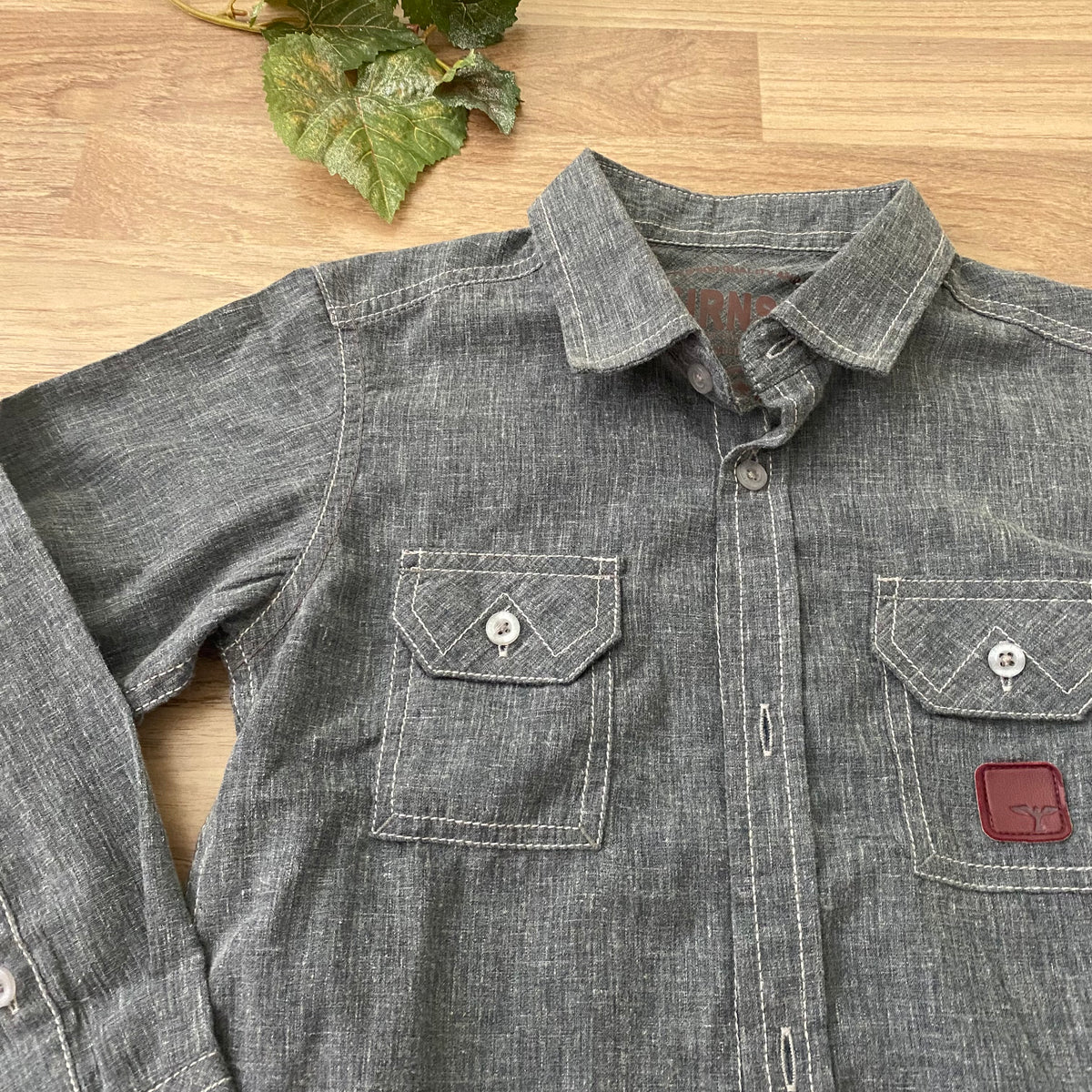 Full Button Up Shirt (Boys Size 6)