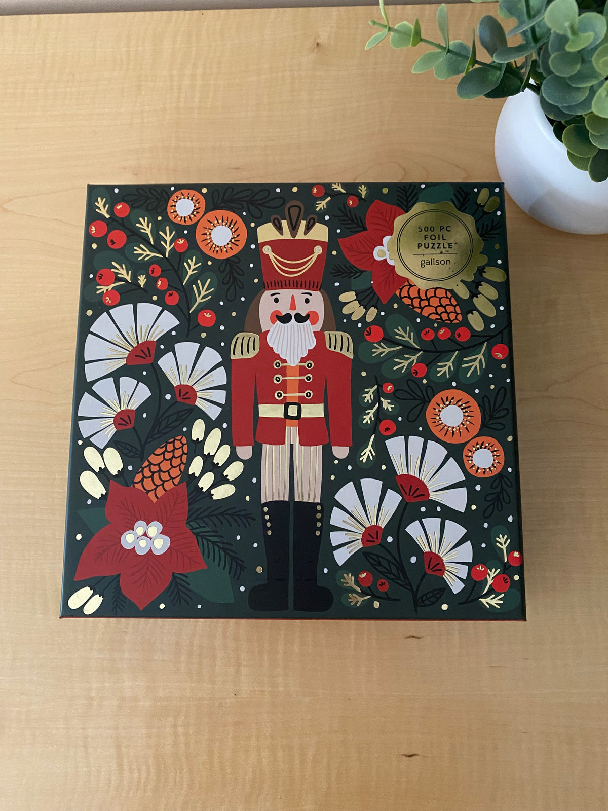 MERRY NUTCRACKER GOLD FOIL PUZZLE