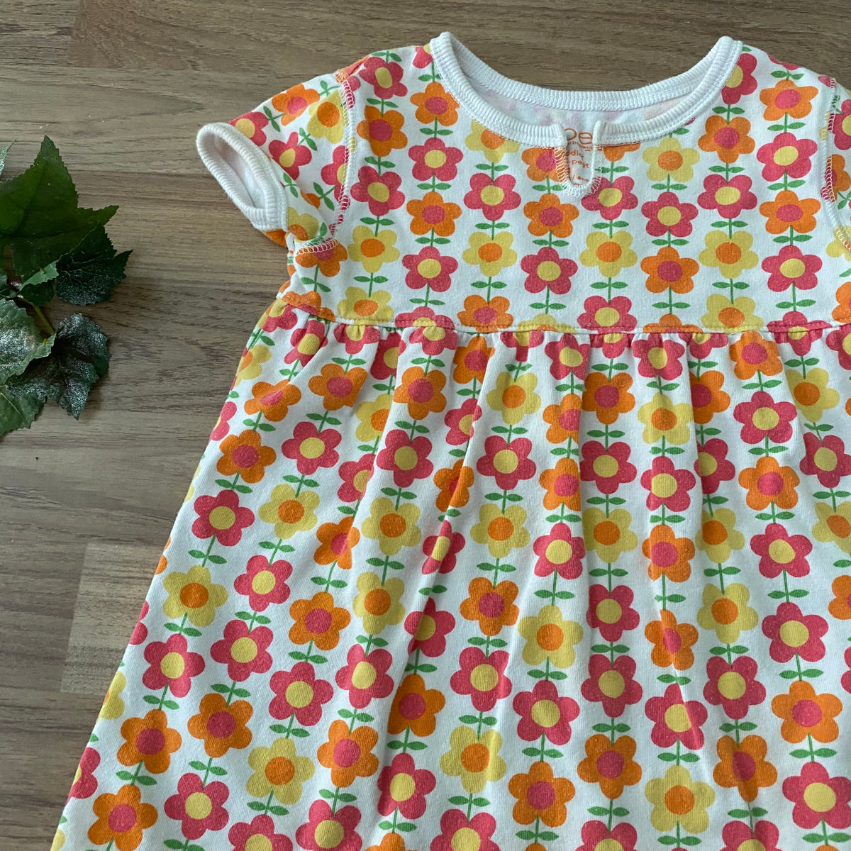 Short Sleeve Flower Print Top (Girls Size 4)