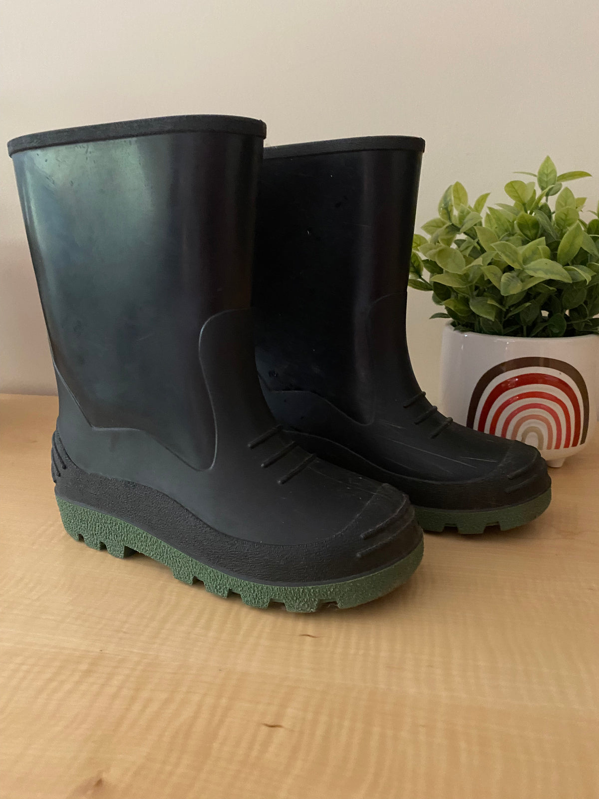 Rain Boots (Boys Size 3)