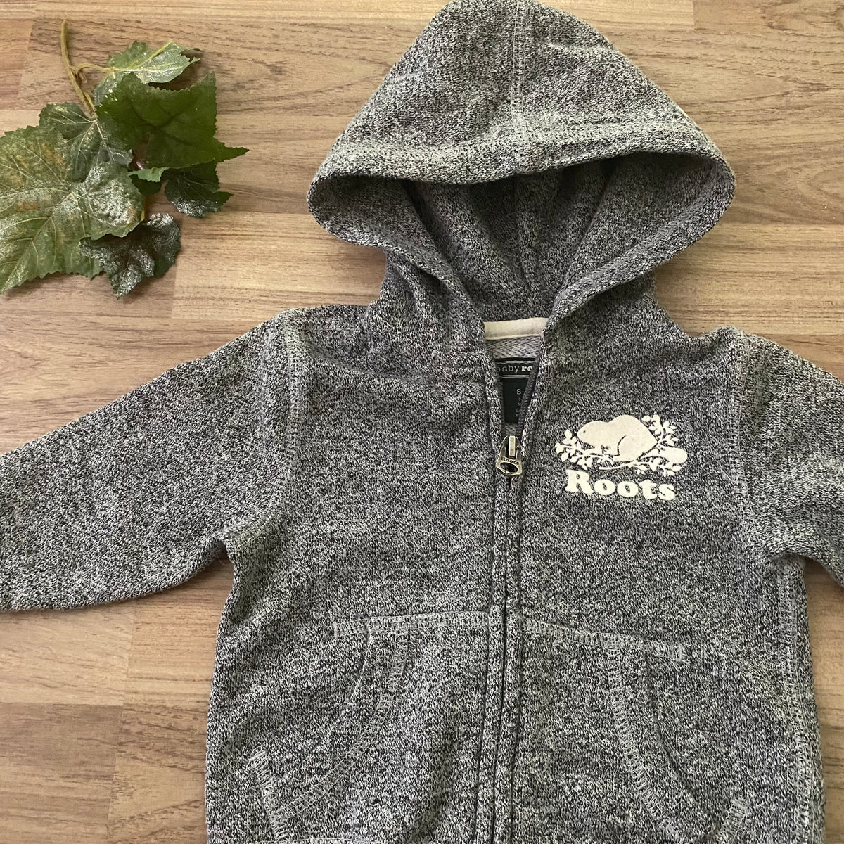 Full Zip Up Hooded Sweater (Unisex size 3-6M)