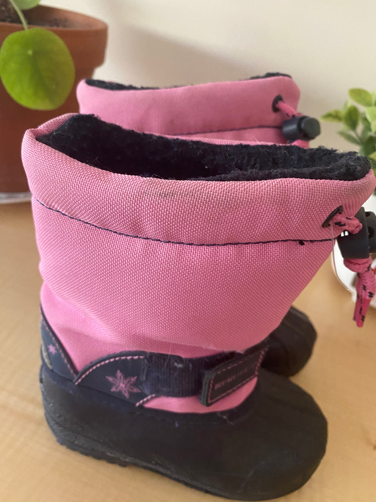 Winter Boots (Toddler Girls 6)