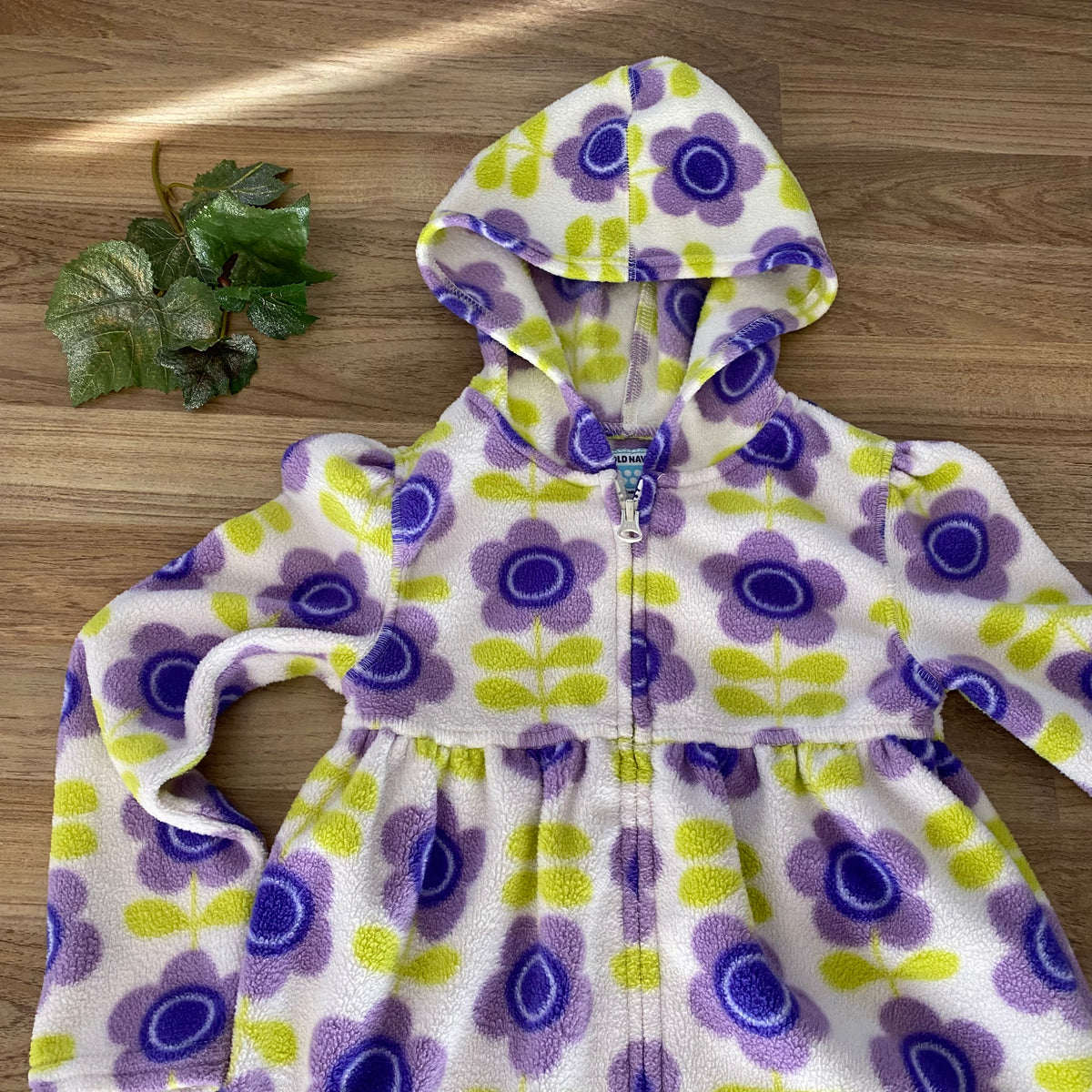 Full Zip Hooded Sweater (Girls Size 5)