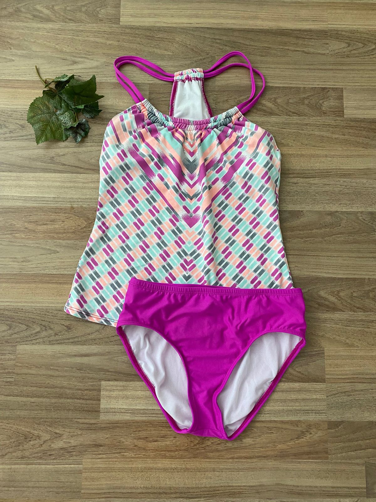 Two Piece Bathing Suit (Women&#39;s Small)