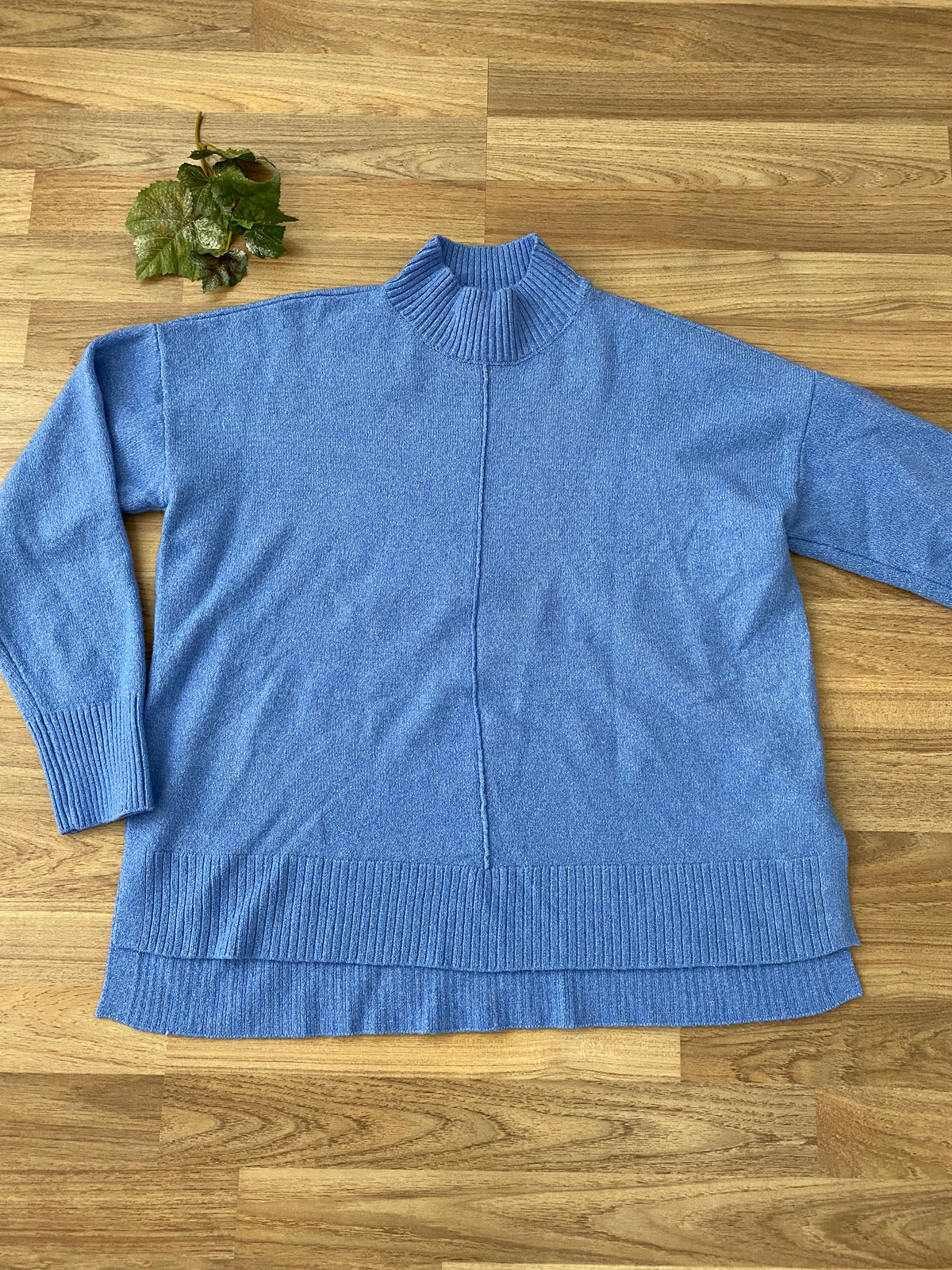 Pullover Sweater (Women&#39;s LARGE)