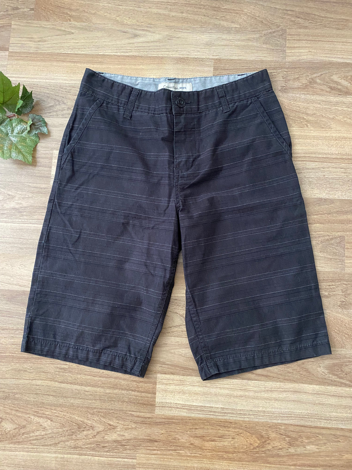 SHORTS (BOYS SIZE 14)