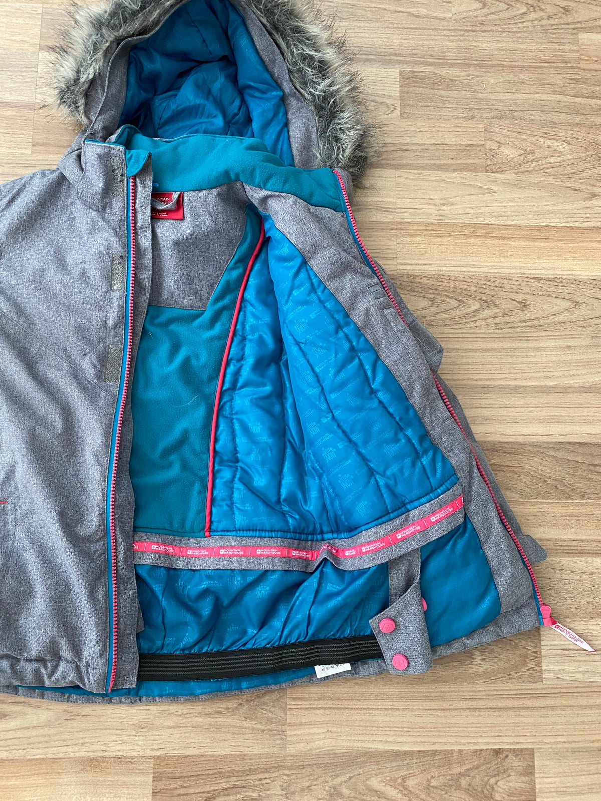 Full Zip Hooded Winter Coat (Girls Size 7-8)
