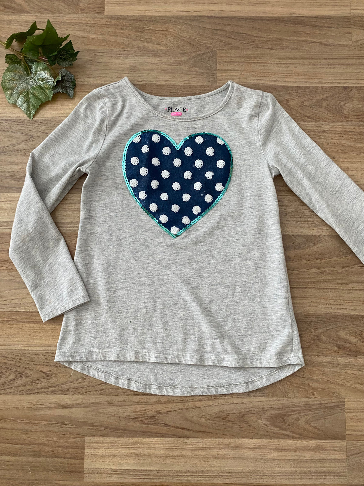 Long Sleeve Graphic Top (Girls Size 7-8)