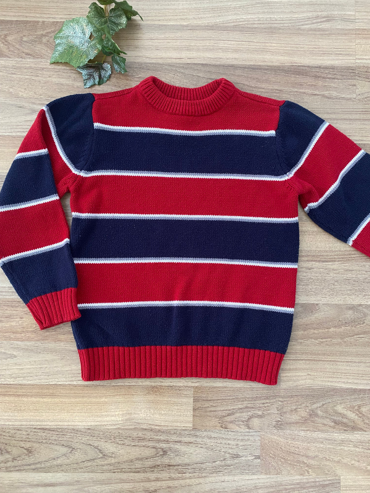 Pullover Sweater (Boys Size 5-6)