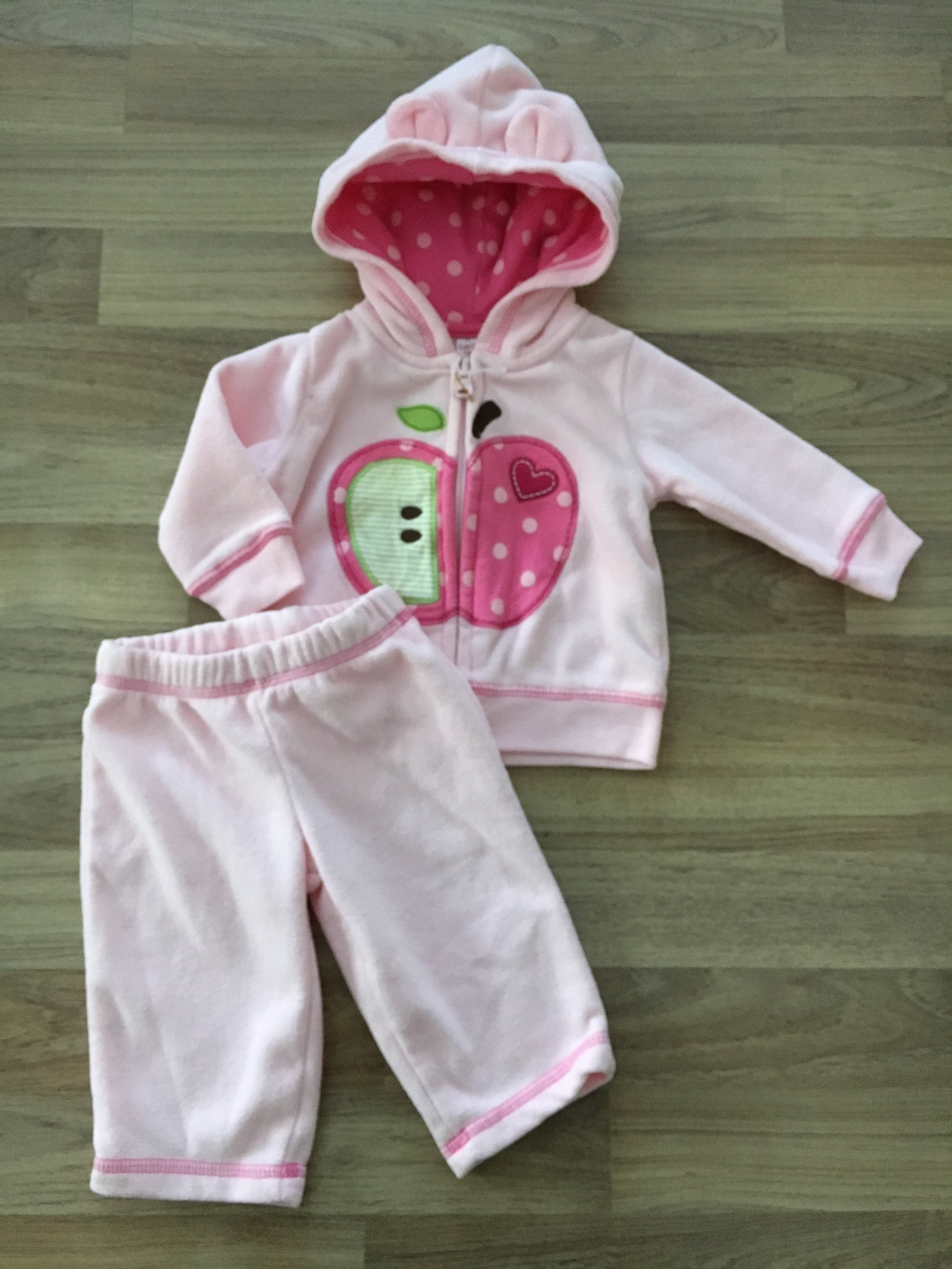 2-Piece Sweater and Pant Set (Girls Size 3-6M)